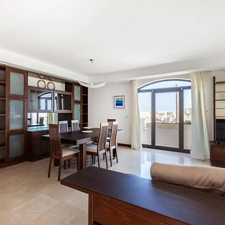 Bungalow With Super Pool Area With Wifi & Ac By 360 Estates Apartment San Ġiljan