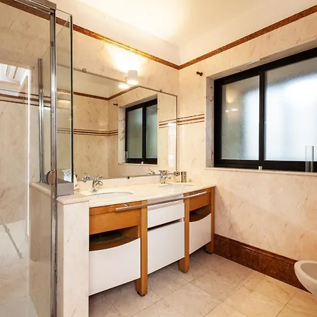Bungalow With Super Pool Area With Wifi & Ac By 360 Estates Apartment
